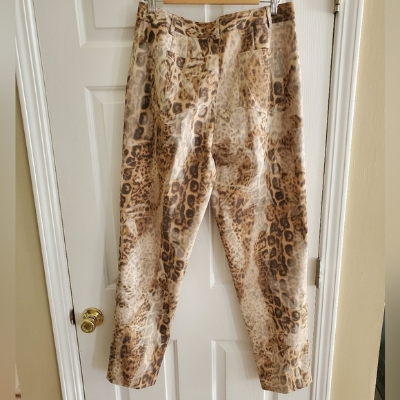 EUC Dana Buchman animal print size 12 womens pants - Picture 4 of 7